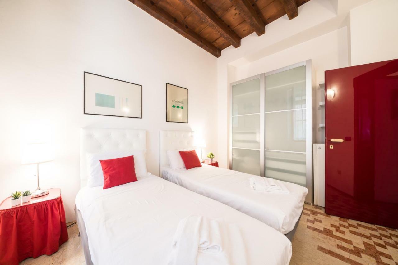 Bright Apartments Verona - Borsari Historical ภายนอก รูปภาพ